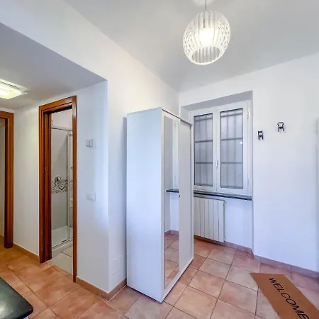Bilocale Fronte Porto Antico Apartment